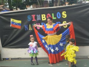 Lee más sobre el artículo DÍA CÍVICO » SÍMBOLOS NATURALES NACIONALES» EN LA CASITA DEL PREESCOLAR.